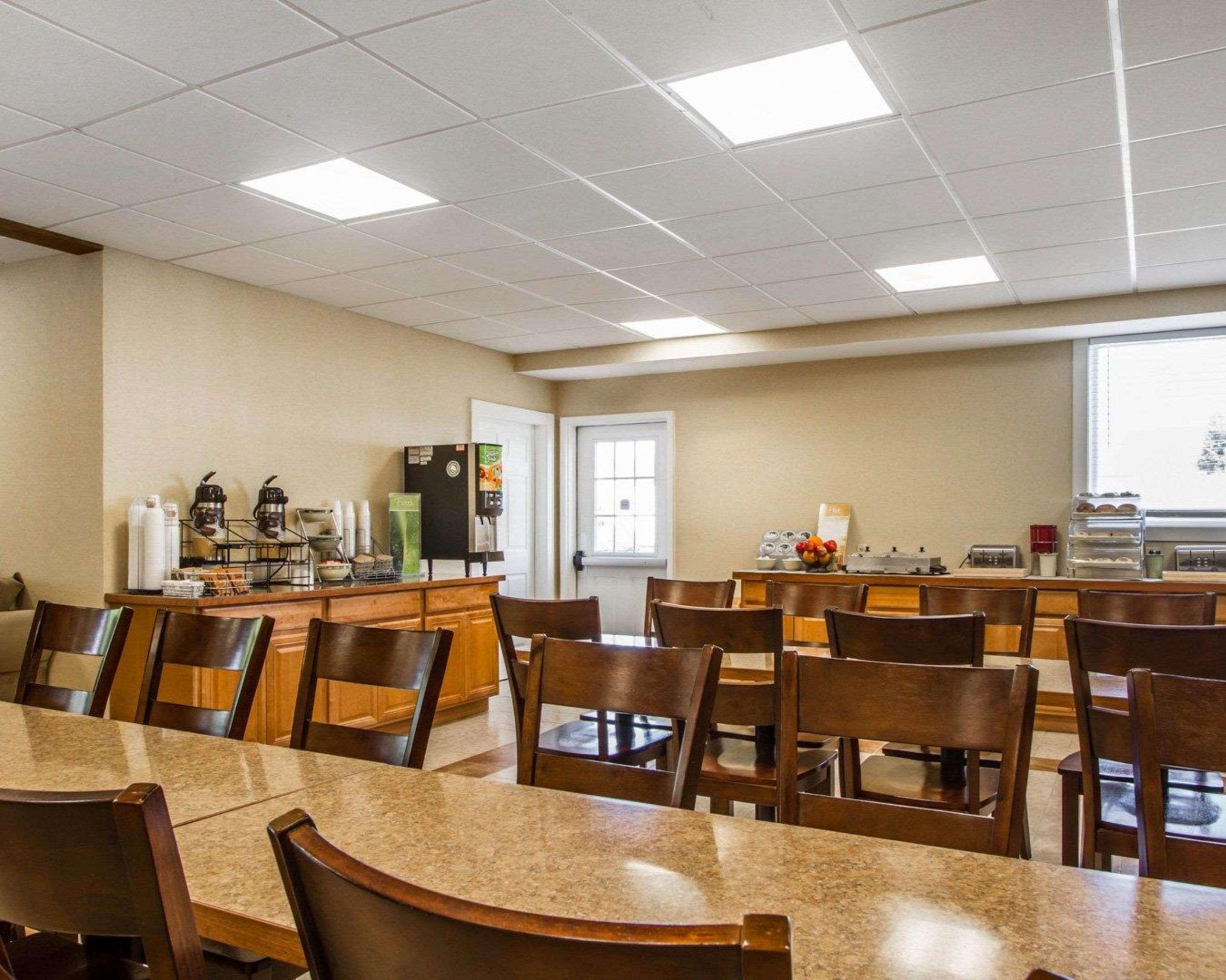 Quality Inn & Suites South Portland Extérieur photo